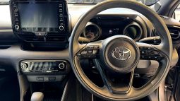 
										Toyota Yaris G Package full									