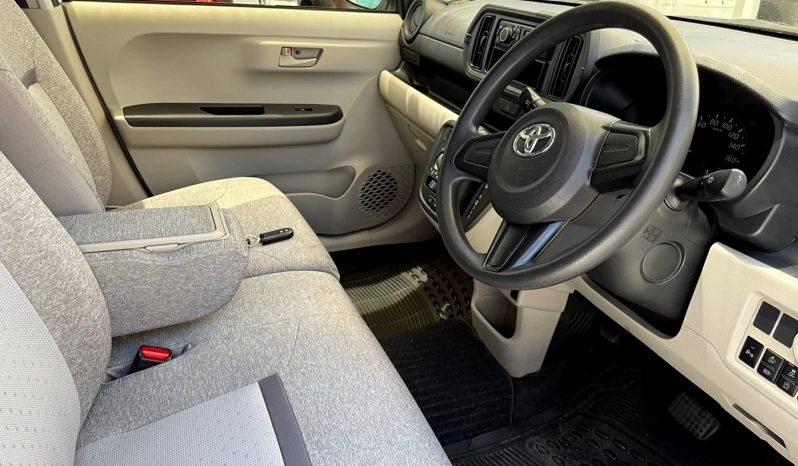 
								Toyota Passo full									
