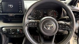 
										Toyota Yaris full									