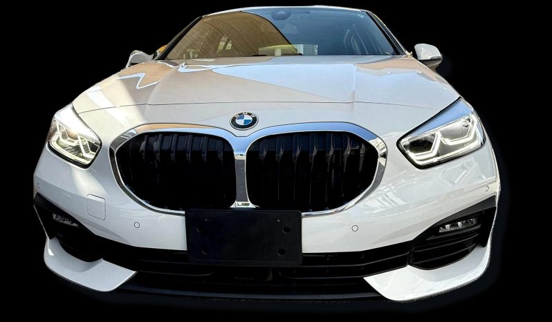 
								BMW 118 full									