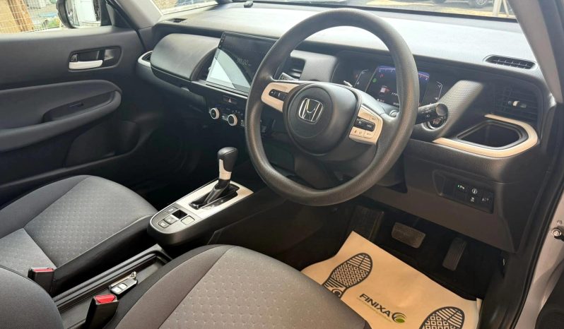 
								Honda Fit full									