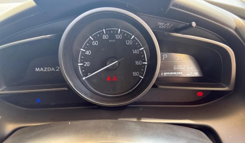 
								Mazda Mazda 2 full									