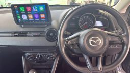 
										Mazda Mazda 2 full									