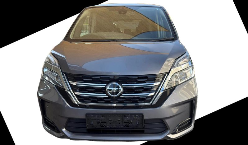 
								Nissan Serena full									