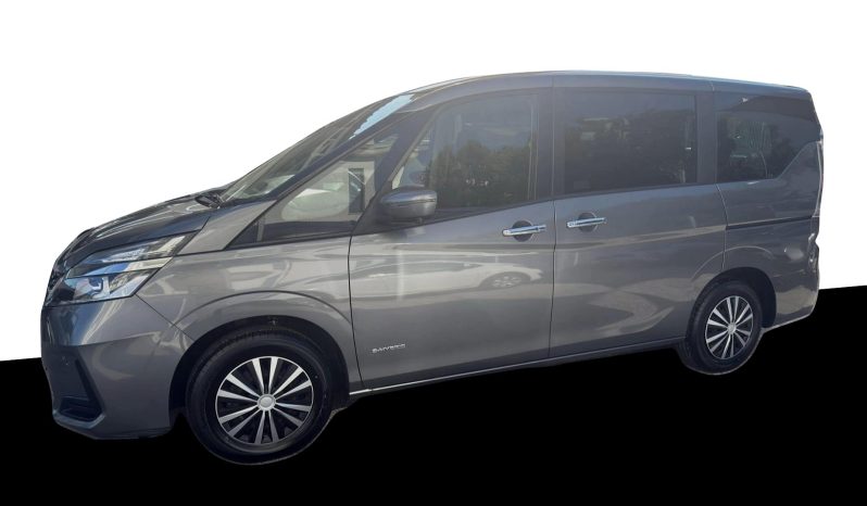
								Nissan Serena full									