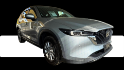 
										Mazda CX-5 full									