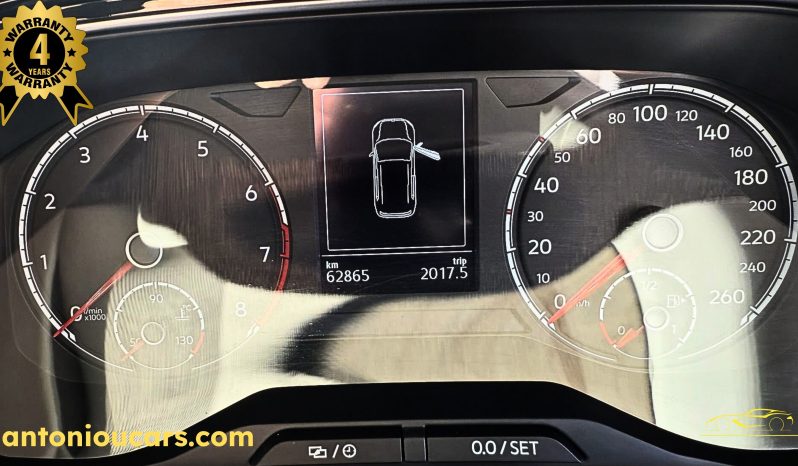 
								Volkswagen T-CROSS full									