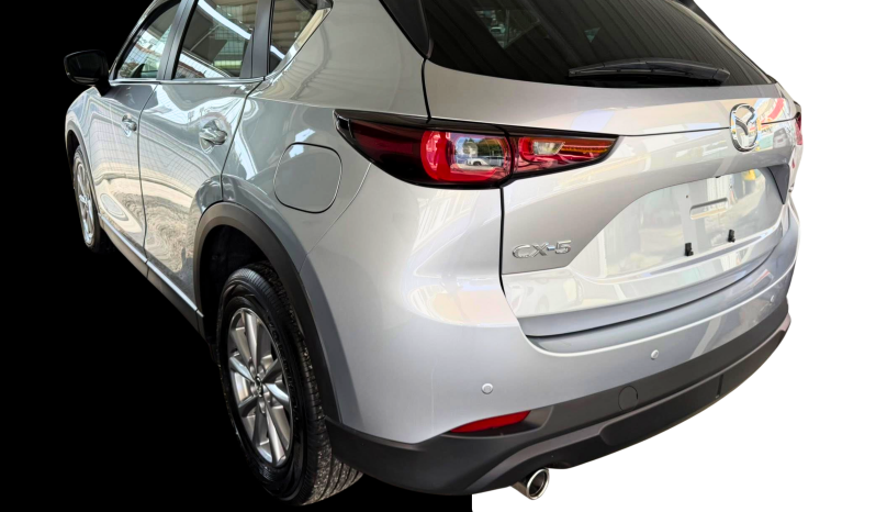 
								Mazda CX-5 full									