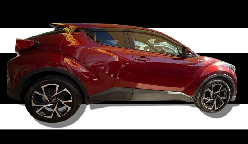 
								Toyota CH-R full									