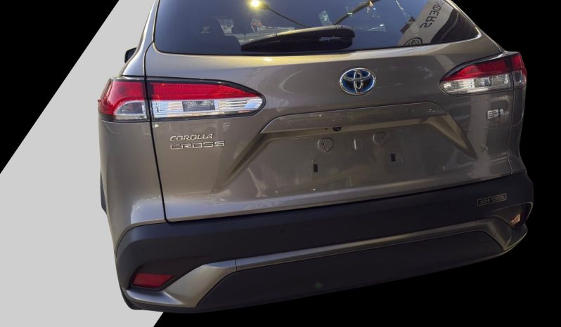 
								Toyota Corolla Cross G Package full									