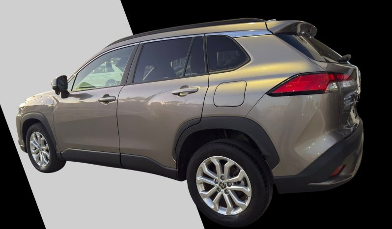 
								Toyota Corolla Cross G Package full									