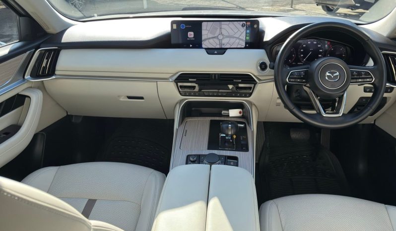 
								Mazda CX-60 Exclusive full									