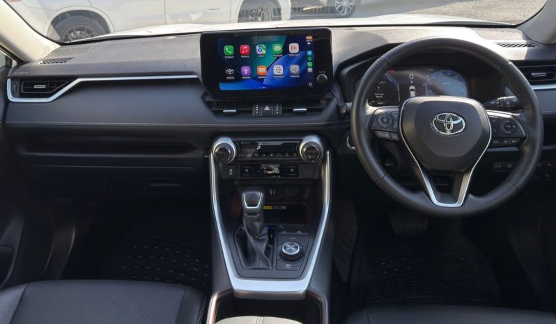 
								Toyota RAV4 G Package full									