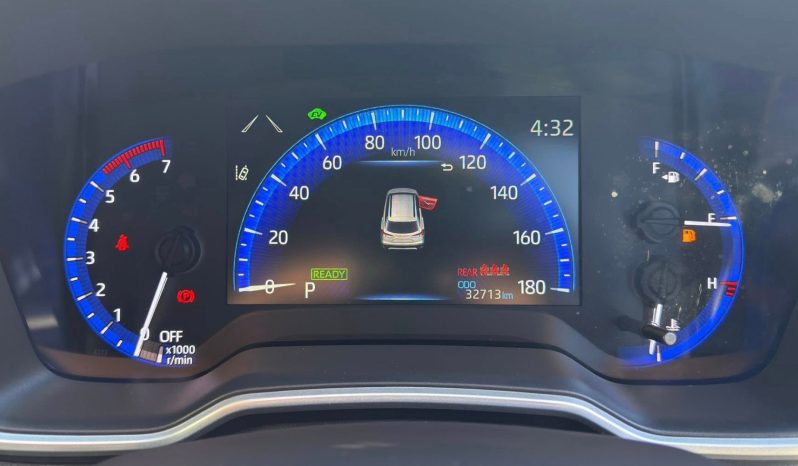 
								Toyota Corolla Cross G Package full									