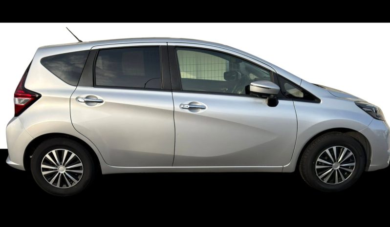 
								Nissan Note full									