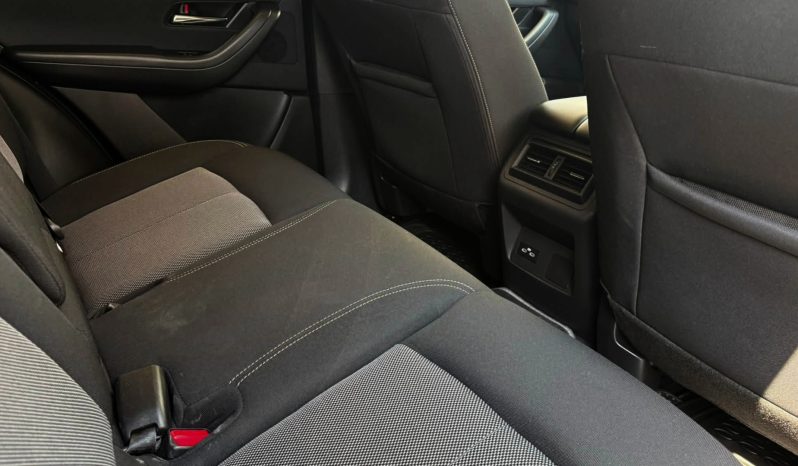 
								Mazda CX60 full									