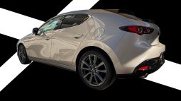 
										Mazda 3 full									
