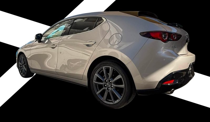 
								Mazda 3 full									
