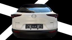 
										Mazda CX30 full									