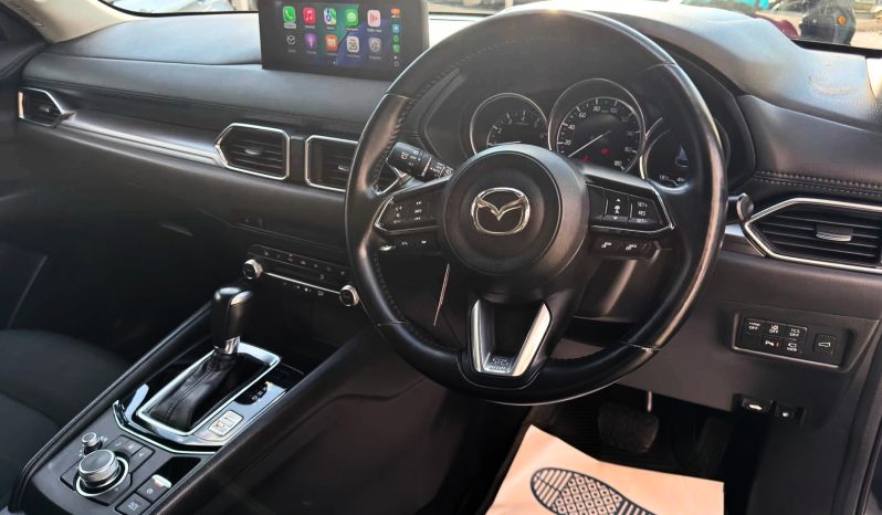 
								Mazda CX-5 full									
