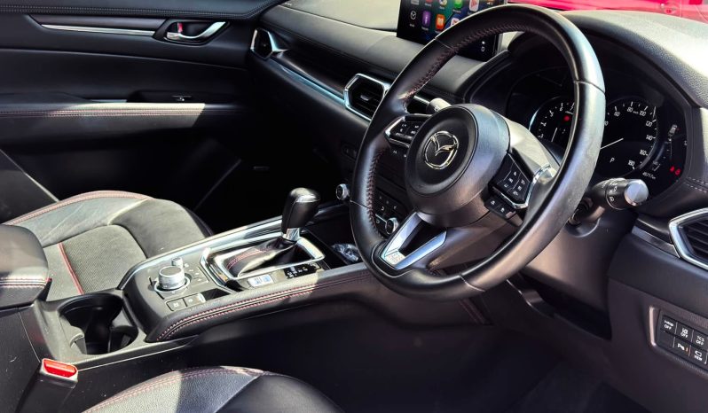 
								Mazda CX-5 full									